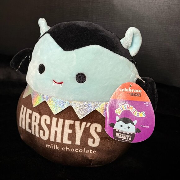 NWT  Patricio 8" The Hersheys Vampire Bat Squishmallow - Picture 2 of 4